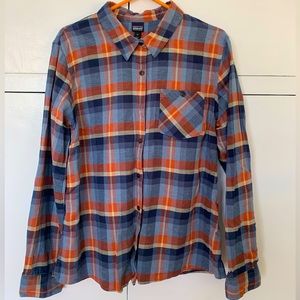 Patagonia Plaid Lightweight Fjord Flannel